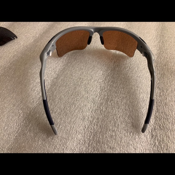 Oakley Fast Jacket 009156-17 Grey Red Sunglasses - Picture 12 of 14